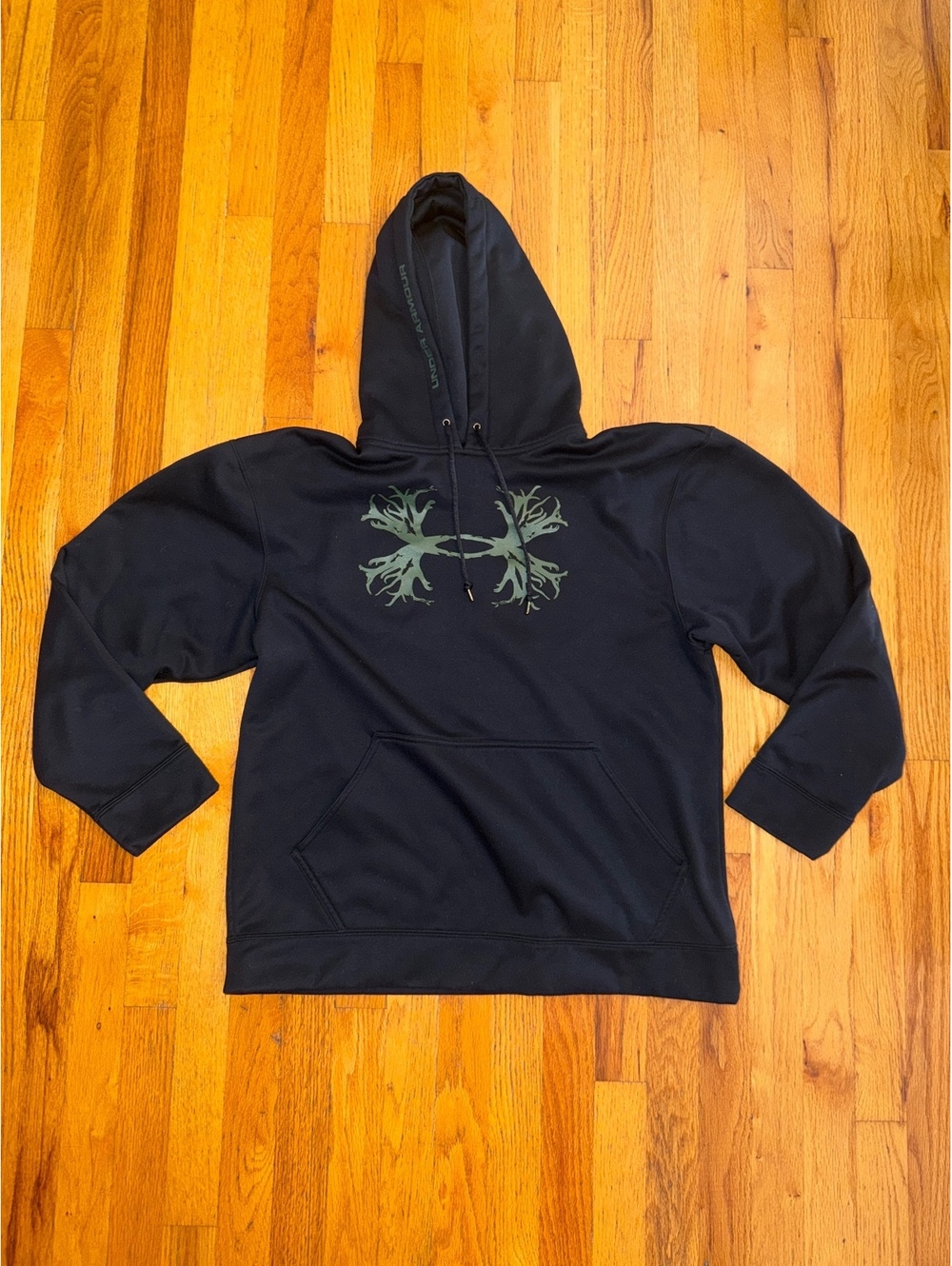 Under Armour Hunting Hoodie Men’s Medium Black Antler Graphic Pullover
